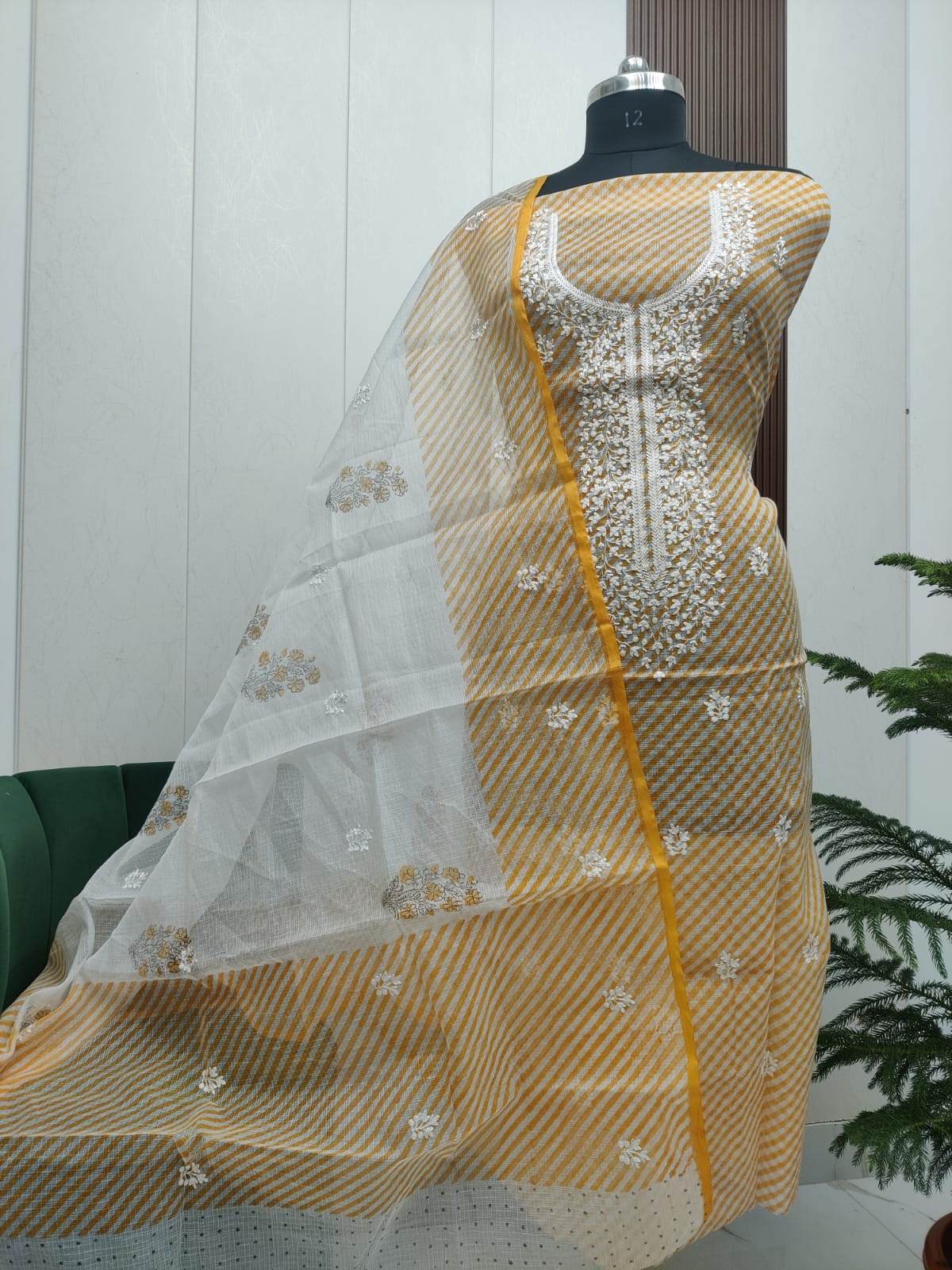 Beautiful Kota Doria Embroidery With Lehariya Unstitch Dress Material