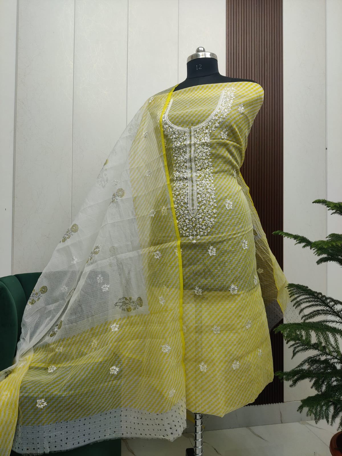 Beautiful Kota Doria Embroidery With Lehariya Unstitch Dress Material