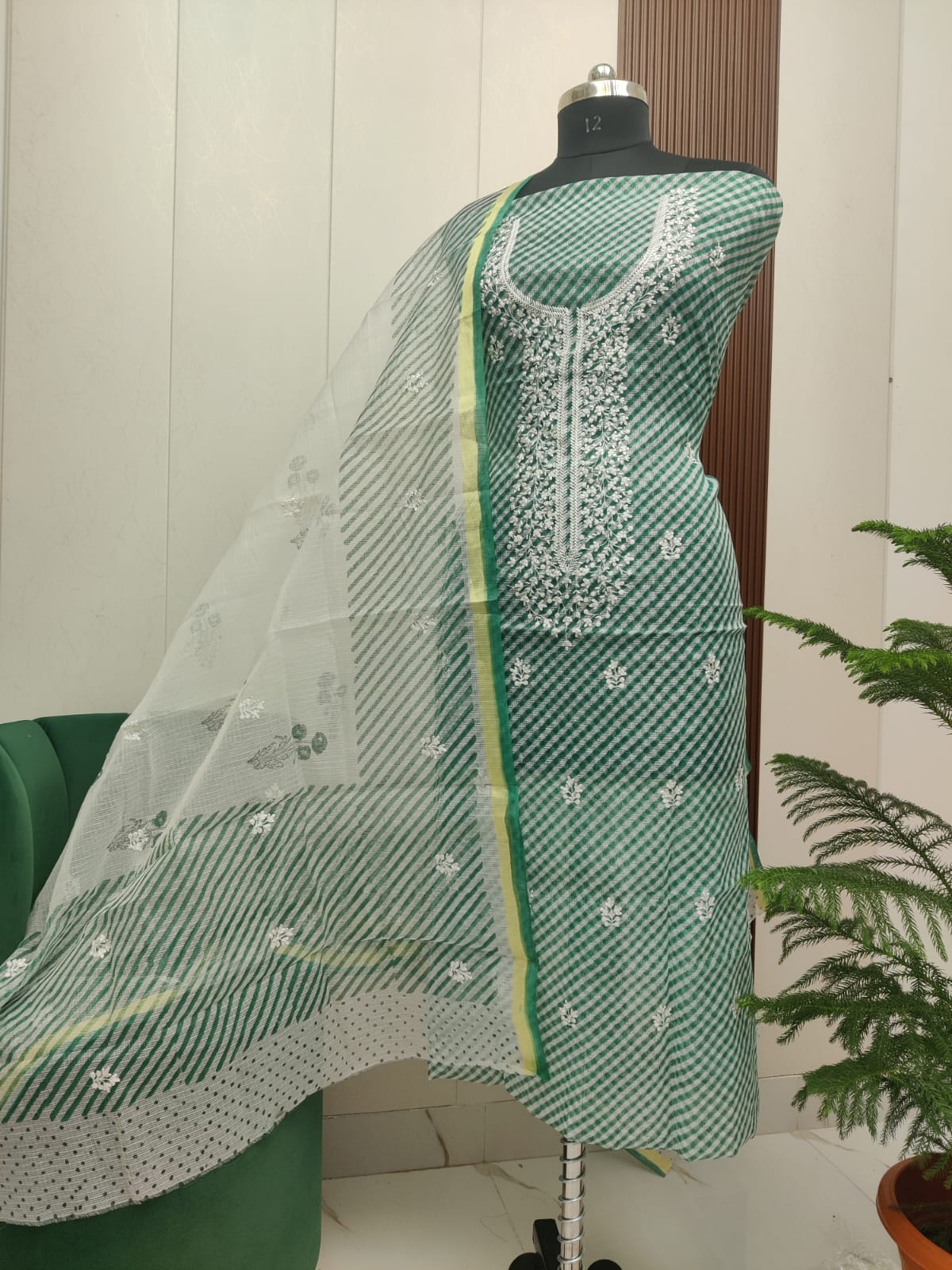 Beautiful Kota Doria Embroidery With Lehariya Unstitch Dress Material