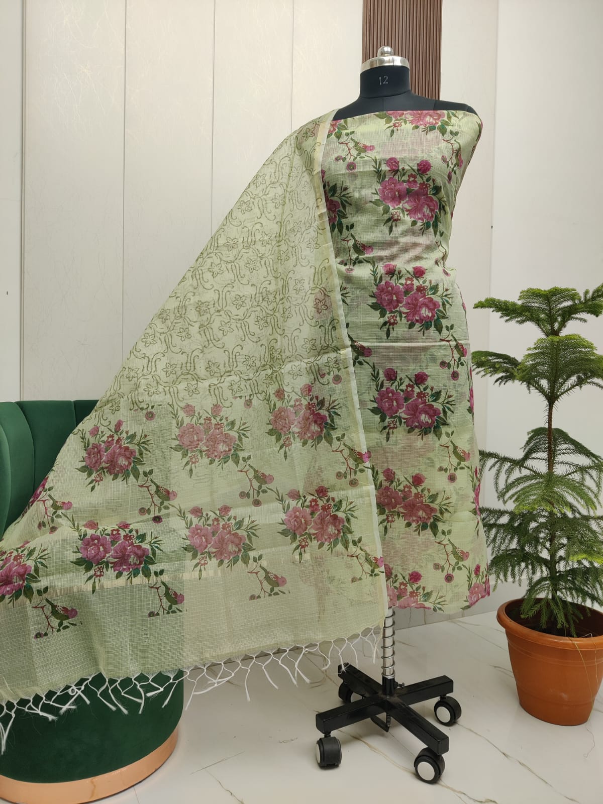Beautiful Kota Doria Screen Print Unstitch Dress Material