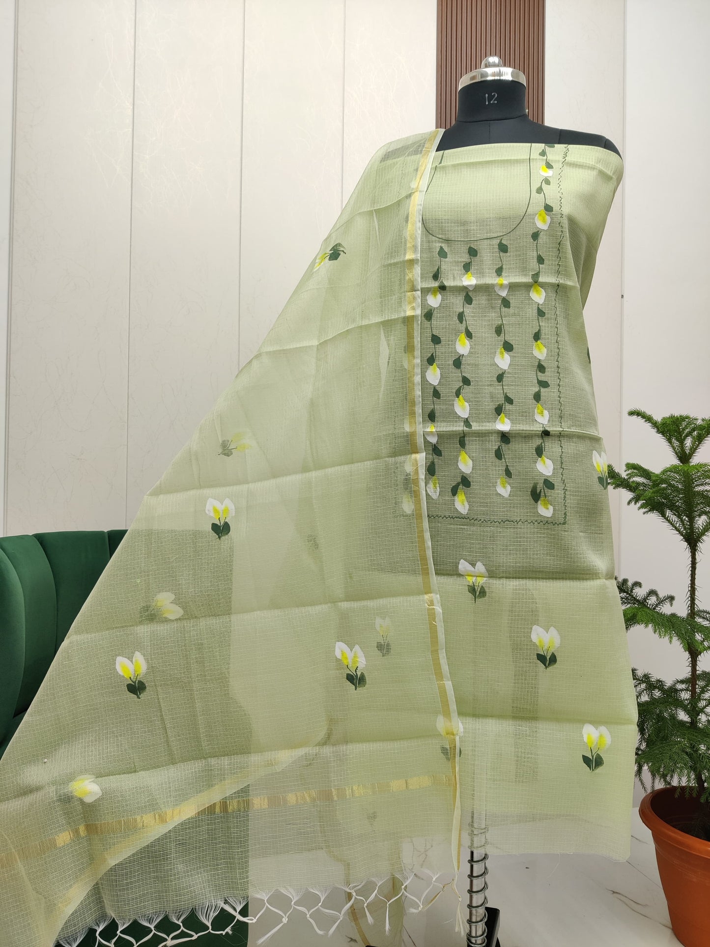 Beautiful Kota Doria Hand Brush Paint Unstitch Dress Material